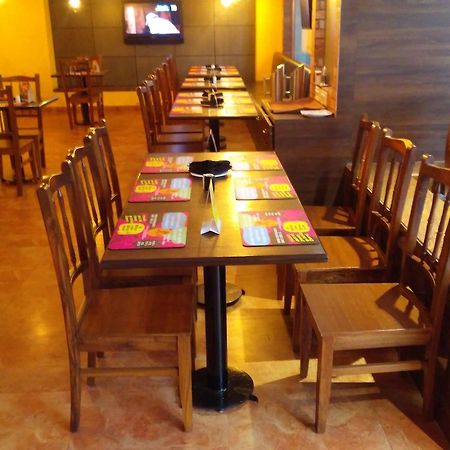 Ira By Orchid Mumbai T-2 International Airport Hotell Exteriör bild
