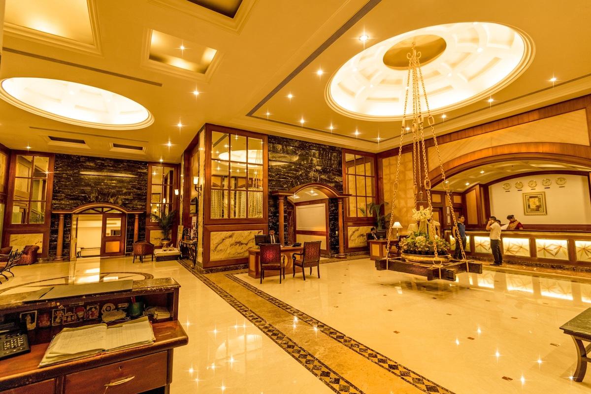 Ira By Orchid Mumbai T-2 International Airport Hotell Exteriör bild