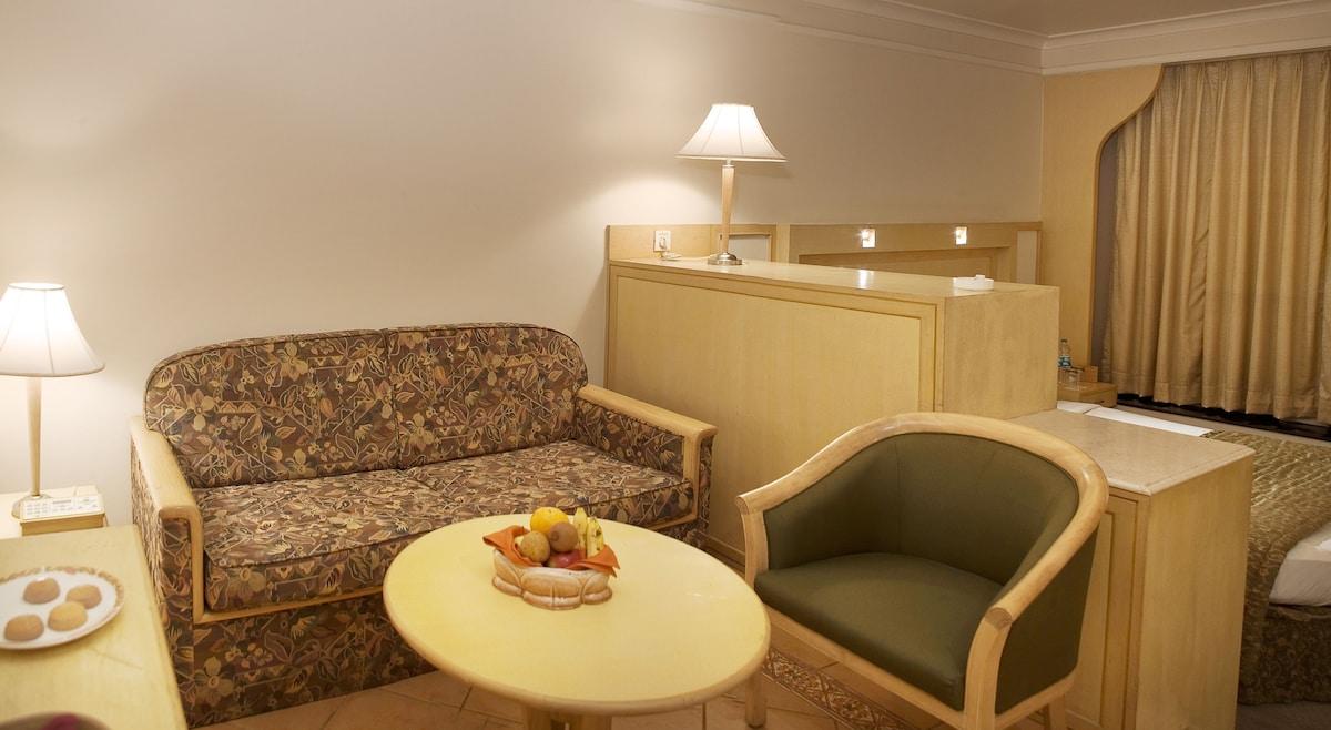 Ira By Orchid Mumbai T-2 International Airport Hotell Exteriör bild